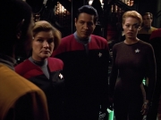 Filename=extant_StarTrek_VOY_4x13-WakingMoments_02329.jpg
Filesize=155KiB
Dimensions=1200x900
Date added=Sep 14, 2019 extant_StarTrek_VOY_4x13-WakingMoments_02329.jpg
