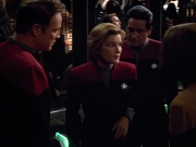 Filename=extant_StarTrek_VOY_4x13-WakingMoments_02367.jpg
Filesize=137KiB
Dimensions=1200x900
Date added=Sep 14, 2019 extant_StarTrek_VOY_4x13-WakingMoments_02367.jpg