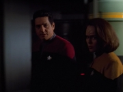 Filename=extant_StarTrek_VOY_4x13-WakingMoments_02380.jpg
Filesize=106KiB
Dimensions=1200x900
Date added=Sep 14, 2019 extant_StarTrek_VOY_4x13-WakingMoments_02380.jpg