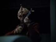 extant_StarTrek_VOY_4x13-WakingMoments_02417.jpg