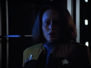 extant_StarTrek_VOY_4x13-WakingMoments_02419.jpg