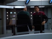 extant_StarTrek_VOY_4x13-WakingMoments_02452.jpg