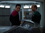 extant_StarTrek_VOY_4x13-WakingMoments_02459.jpg