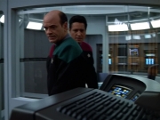 Filename=extant_StarTrek_VOY_4x13-WakingMoments_02506.jpg
Filesize=176KiB
Dimensions=1200x900
Date added=Sep 14, 2019 extant_StarTrek_VOY_4x13-WakingMoments_02506.jpg