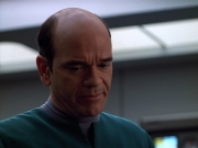 extant_StarTrek_VOY_4x13-WakingMoments_02527.jpg