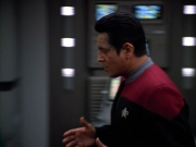 Filename=extant_StarTrek_VOY_4x13-WakingMoments_02583.jpg
Filesize=130KiB
Dimensions=1200x900
Date added=Sep 14, 2019 extant_StarTrek_VOY_4x13-WakingMoments_02583.jpg