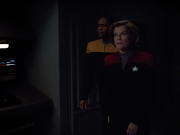 Filename=extant_StarTrek_VOY_4x13-WakingMoments_02902.jpg
Filesize=83KiB
Dimensions=1200x900
Date added=Sep 14, 2019 extant_StarTrek_VOY_4x13-WakingMoments_02902.jpg
