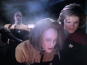 extant_StarTrek_VOY_4x13-WakingMoments_02969.jpg