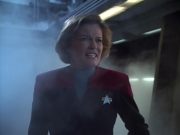 extant_StarTrek_VOY_4x13-WakingMoments_02992.jpg
