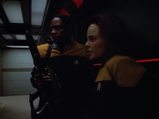 extant_StarTrek_VOY_4x13-WakingMoments_03012.jpg