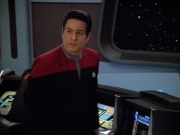 extant_StarTrek_VOY_4x13-WakingMoments_03106.jpg