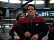 extant_StarTrek_VOY_4x13-WakingMoments_03151.jpg
