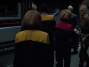 extant_StarTrek_VOY_4x13-WakingMoments_03369.jpg