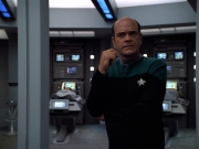 extant_StarTrek_VOY_4x13-WakingMoments_03450.jpg