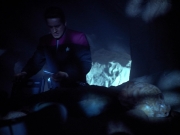 extant_StarTrek_VOY_4x13-WakingMoments_03464.jpg
