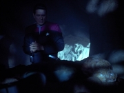 extant_StarTrek_VOY_4x13-WakingMoments_03472.jpg