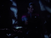 extant_StarTrek_VOY_4x13-WakingMoments_03496.jpg