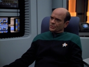 extant_StarTrek_VOY_4x13-WakingMoments_03509.jpg