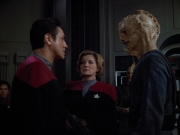 Filename=extant_StarTrek_VOY_4x13-WakingMoments_03631.jpg
Filesize=139KiB
Dimensions=1200x900
Date added=Sep 14, 2019 extant_StarTrek_VOY_4x13-WakingMoments_03631.jpg