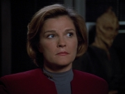 extant_StarTrek_VOY_4x13-WakingMoments_03644.jpg