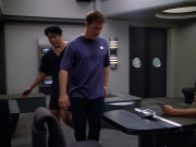 extant_StarTrek_VOY_4x13-WakingMoments_03771.jpg