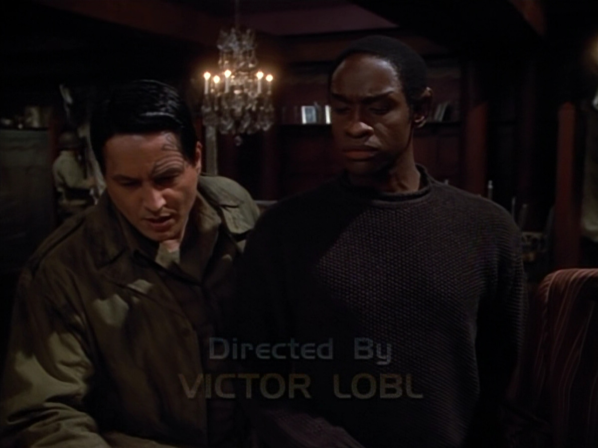 extant_StarTrekVOY_4x19-TheKillingGamePart2_00505.jpg