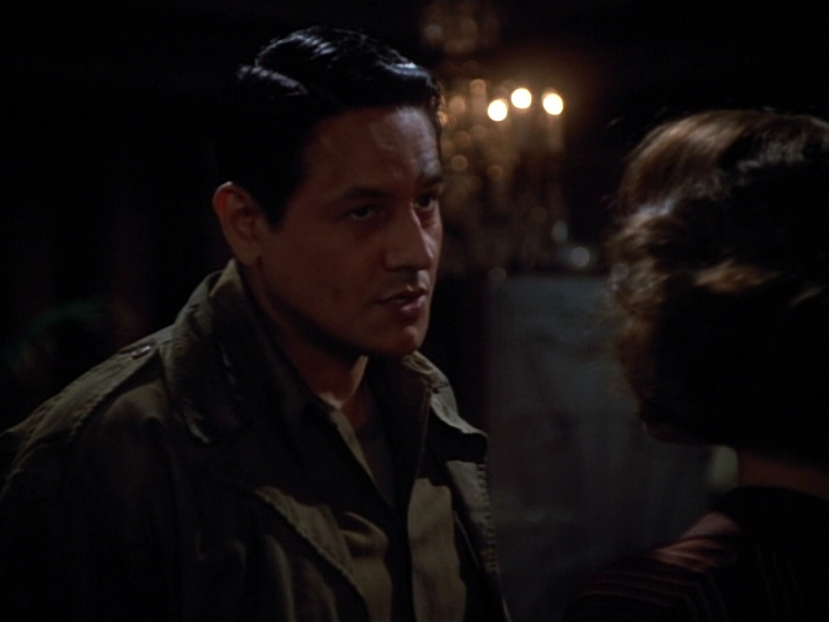extant_StarTrekVOY_4x19-TheKillingGamePart2_00584.jpg
