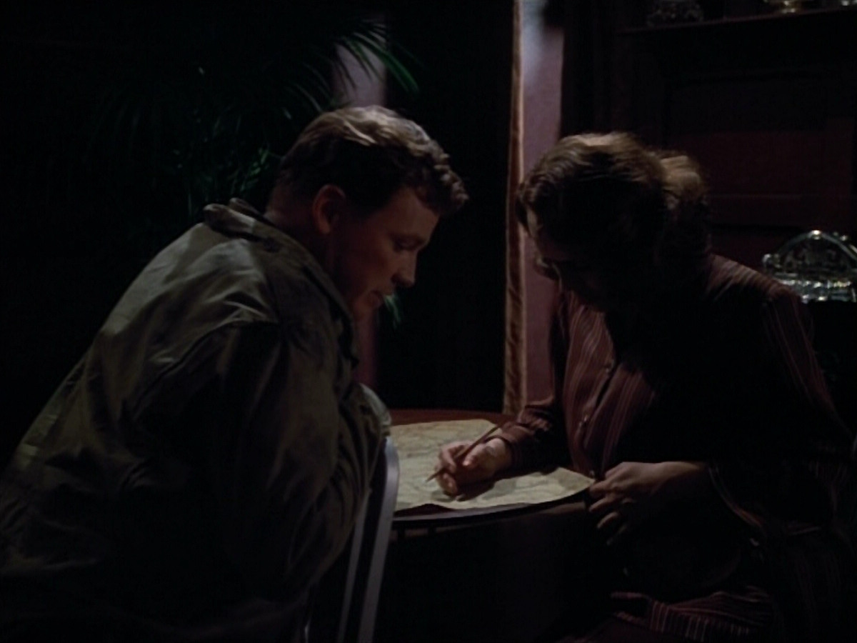 extant_StarTrekVOY_4x19-TheKillingGamePart2_00748.jpg
