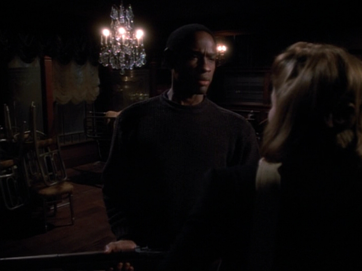 extant_StarTrekVOY_4x19-TheKillingGamePart2_01024.jpg