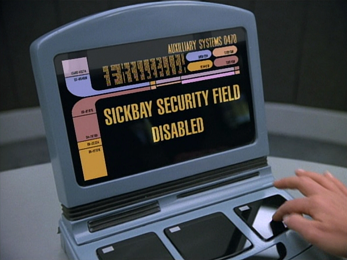 extant_StarTrekVOY_4x19-TheKillingGamePart2_01826.jpg