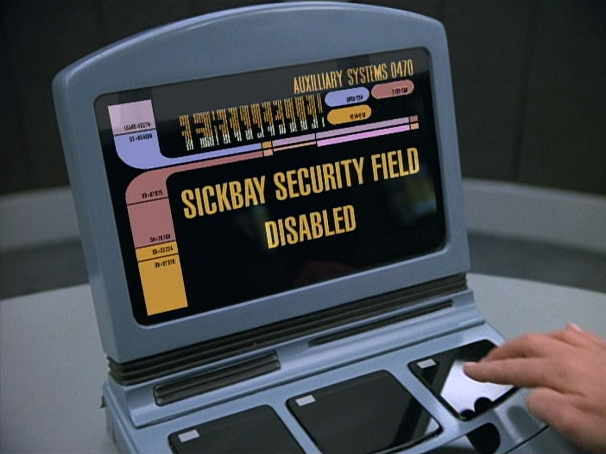 extant_StarTrekVOY_4x19-TheKillingGamePart2_01828.jpg