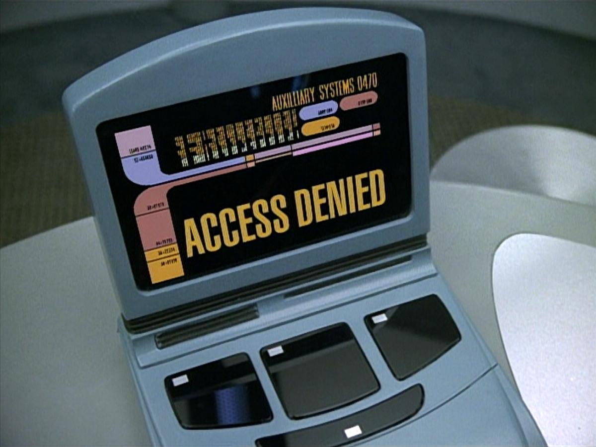 extant_StarTrekVOY_4x19-TheKillingGamePart2_01864.jpg