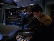 Filename=extant_StarTrekVOY_4x19-TheKillingGamePart2_00386.jpg
Filesize=187KiB
Dimensions=1200x900
Date added=Sep 30, 2019 extant_StarTrekVOY_4x19-TheKillingGamePart2_00386.jpg
