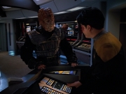 Filename=extant_StarTrekVOY_4x19-TheKillingGamePart2_00411.jpg
Filesize=176KiB
Dimensions=1200x900
Date added=Sep 30, 2019 extant_StarTrekVOY_4x19-TheKillingGamePart2_00411.jpg
