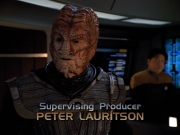 extant_StarTrekVOY_4x19-TheKillingGamePart2_00476.jpg