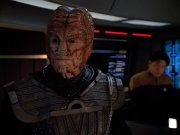 extant_StarTrekVOY_4x19-TheKillingGamePart2_00490.jpg