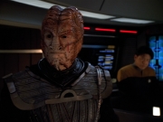 extant_StarTrekVOY_4x19-TheKillingGamePart2_00491.jpg