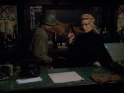 extant_StarTrekVOY_4x19-TheKillingGamePart2_01058.jpg