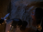 extant_StarTrekVOY_4x19-TheKillingGamePart2_01185.jpg