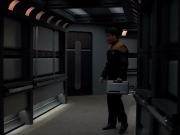 extant_StarTrekVOY_4x19-TheKillingGamePart2_01195.jpg