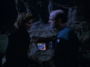 Filename=extant_StarTrekVOY_4x19-TheKillingGamePart2_01521.jpg
Filesize=154KiB
Dimensions=1200x900
Date added=Sep 30, 2019 extant_StarTrekVOY_4x19-TheKillingGamePart2_01521.jpg