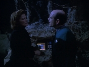 Filename=extant_StarTrekVOY_4x19-TheKillingGamePart2_01526.jpg
Filesize=154KiB
Dimensions=1200x900
Date added=Sep 30, 2019 extant_StarTrekVOY_4x19-TheKillingGamePart2_01526.jpg