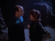 Filename=extant_StarTrekVOY_4x19-TheKillingGamePart2_01581.jpg
Filesize=126KiB
Dimensions=1200x900
Date added=Sep 30, 2019 extant_StarTrekVOY_4x19-TheKillingGamePart2_01581.jpg