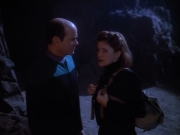 Filename=extant_StarTrekVOY_4x19-TheKillingGamePart2_01590.jpg
Filesize=113KiB
Dimensions=1200x900
Date added=Sep 30, 2019 extant_StarTrekVOY_4x19-TheKillingGamePart2_01590.jpg
