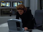 Filename=extant_StarTrekVOY_4x19-TheKillingGamePart2_01797.jpg
Filesize=155KiB
Dimensions=1200x900
Date added=Sep 30, 2019 extant_StarTrekVOY_4x19-TheKillingGamePart2_01797.jpg