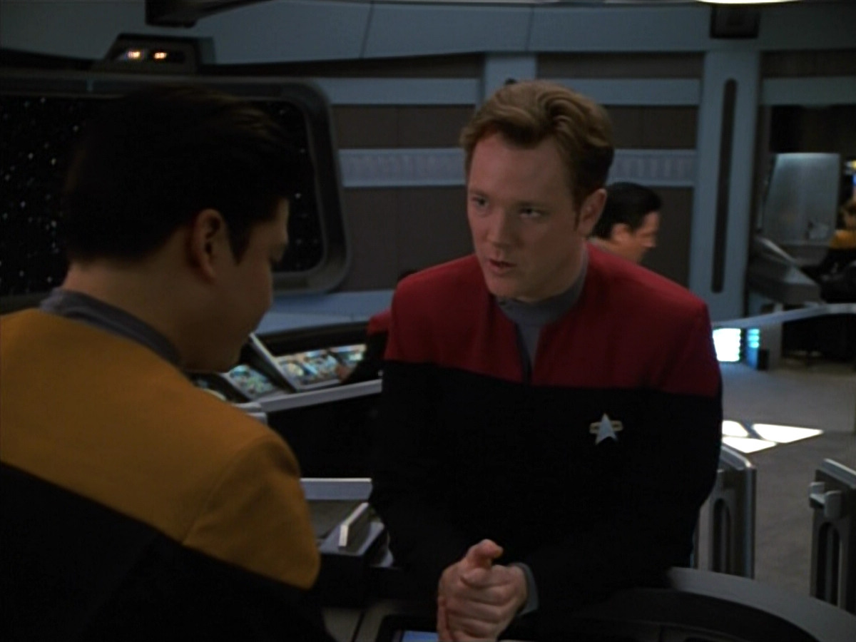 extant_StarTrekVOY_4x22-Unforgettable_00052.jpg