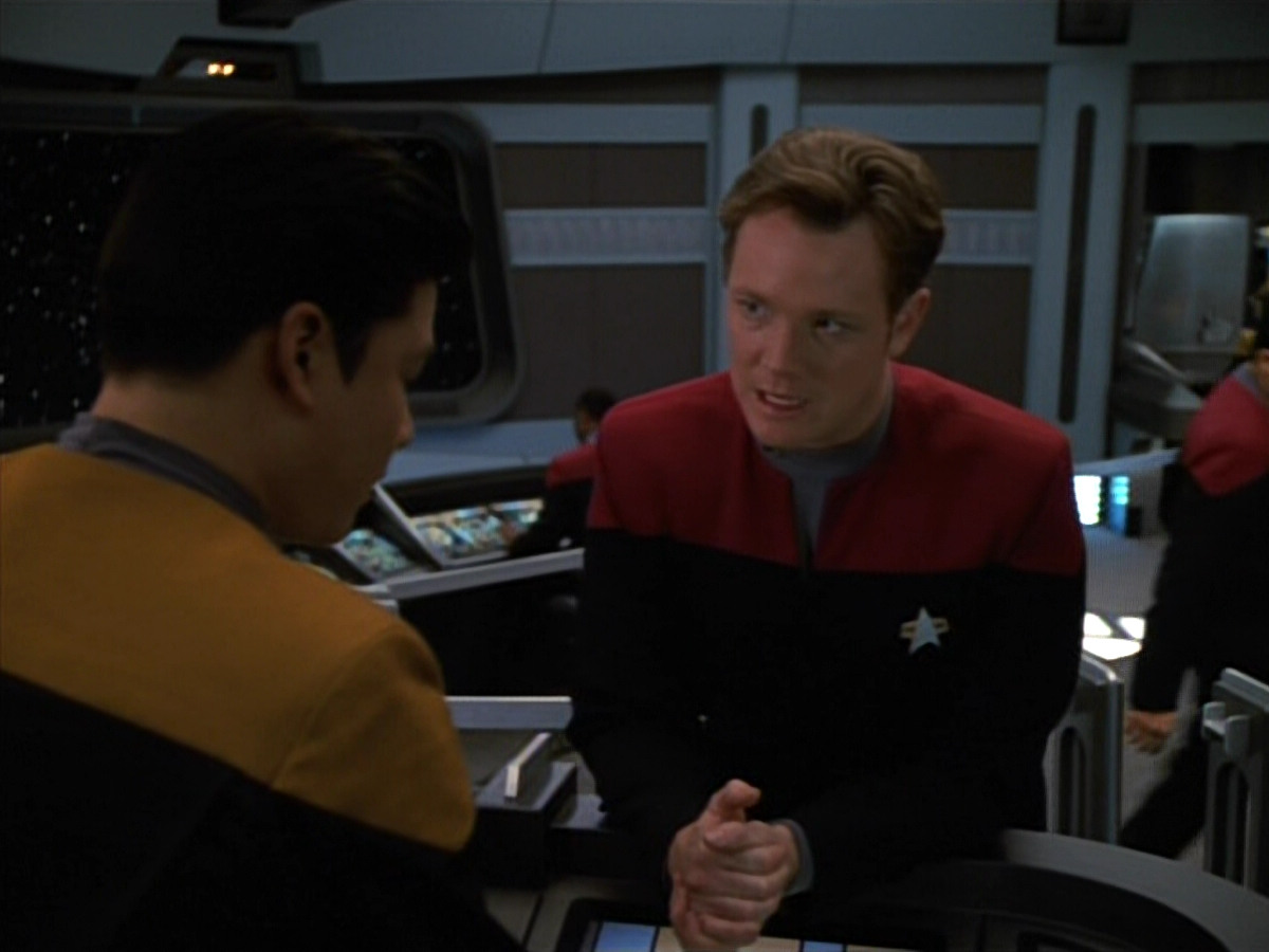 extant_StarTrekVOY_4x22-Unforgettable_00053.jpg