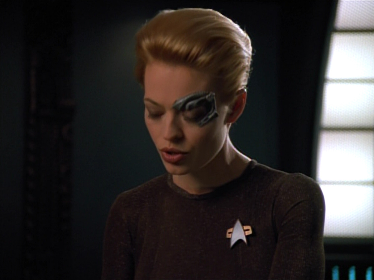 extant_StarTrekVOY_4x22-Unforgettable_00116.jpg