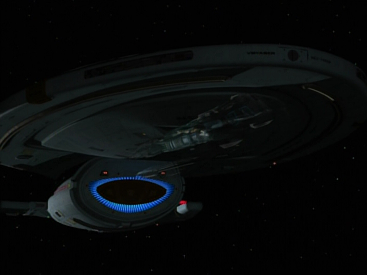 extant_StarTrekVOY_4x22-Unforgettable_00321.jpg
