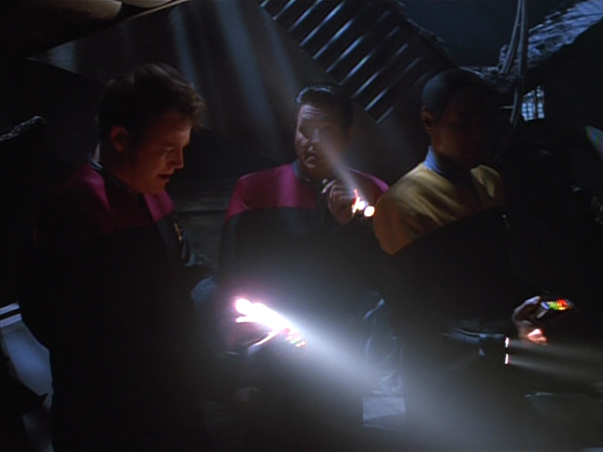 extant_StarTrekVOY_4x22-Unforgettable_00414.jpg